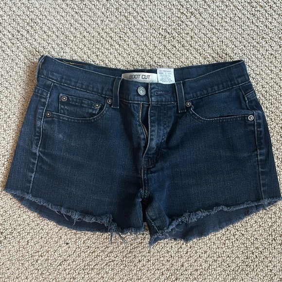 Levi’s Jean Cut-Off Shorts - Picture 1 of 3